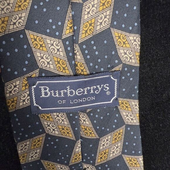 Burberry 100% Silk Wide Tongue Tie - Picture 3 of 5
